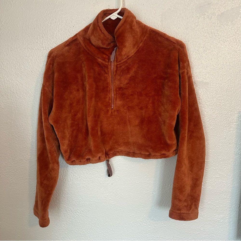 Urban Outfitters Plush Fuzzy Soft Burnt Orange Cropped Half Zip Jacket XS